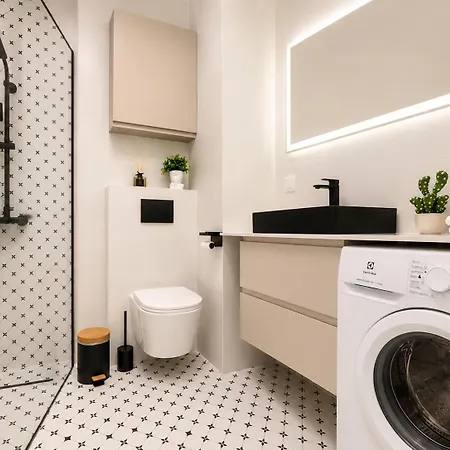 Harmony Premium Sunny Balcony& Garage Appartement